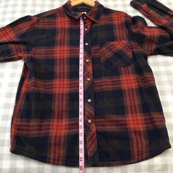 10TREE flannel plaid button down shirt medium red black - Picture 8 of 12